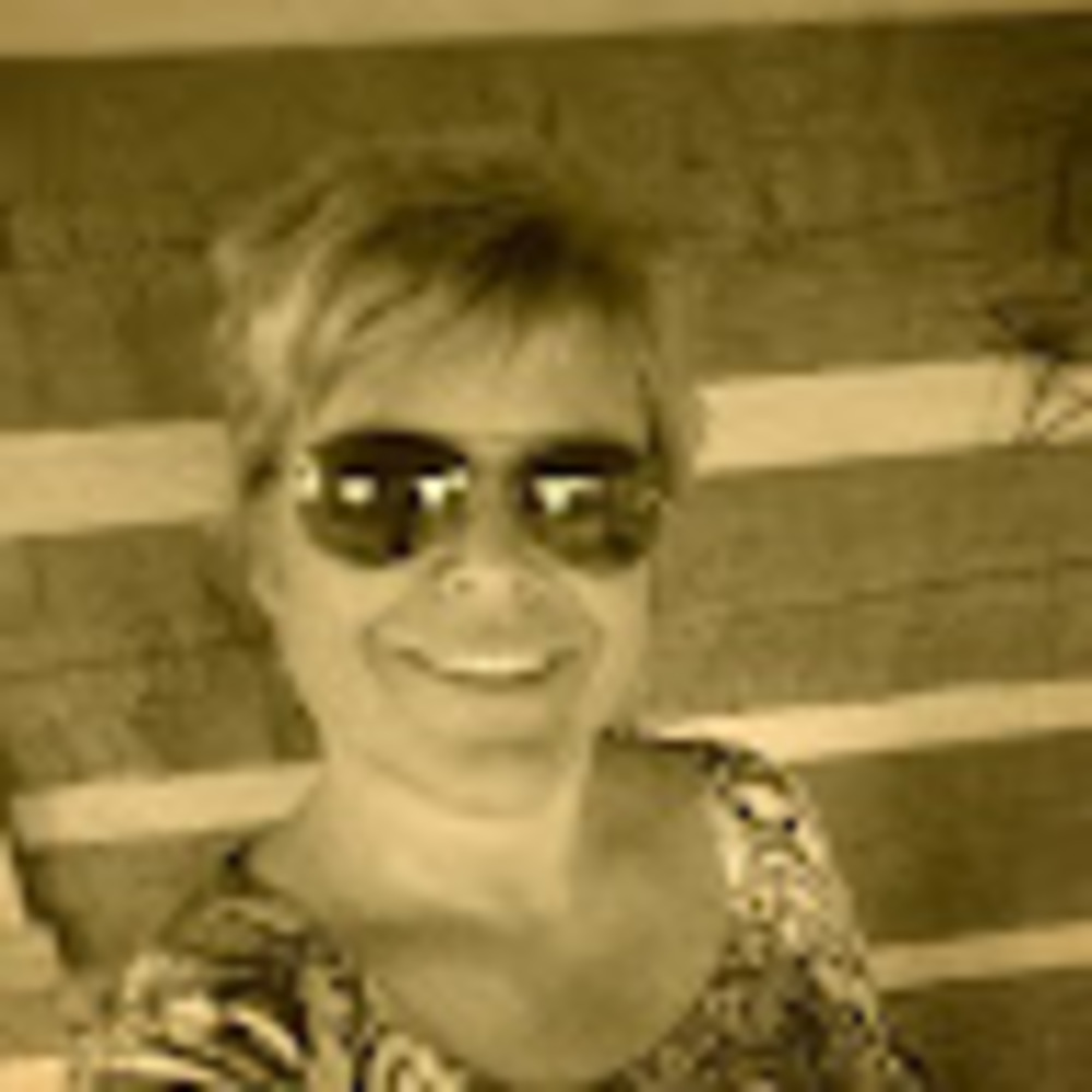 Meet your Posher, Kelly